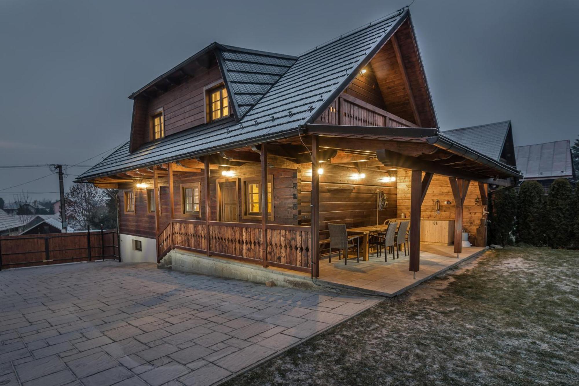 布雷兹诺Drevenica Emilka, 5 Min Restauracia, Z Terasy Vyhlad Na Kralovu Holu A Polomske Ocko, Gril, Ohnisko, Kotlik别墅 外观 照片